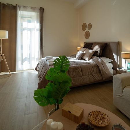 San Carlo Apartments B&B กาแซร์ตา ภายนอก รูปภาพ