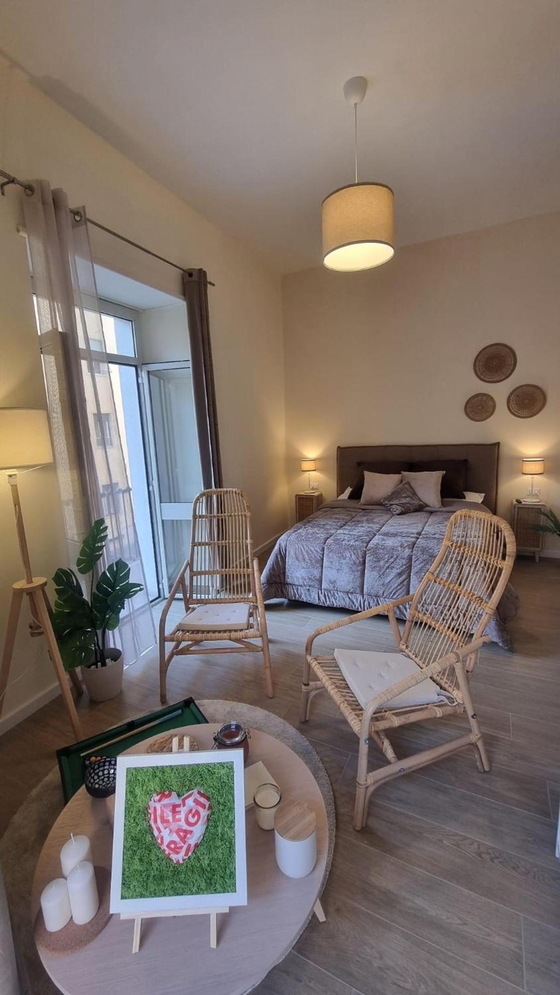 San Carlo Apartments B&B กาแซร์ตา ภายนอก รูปภาพ