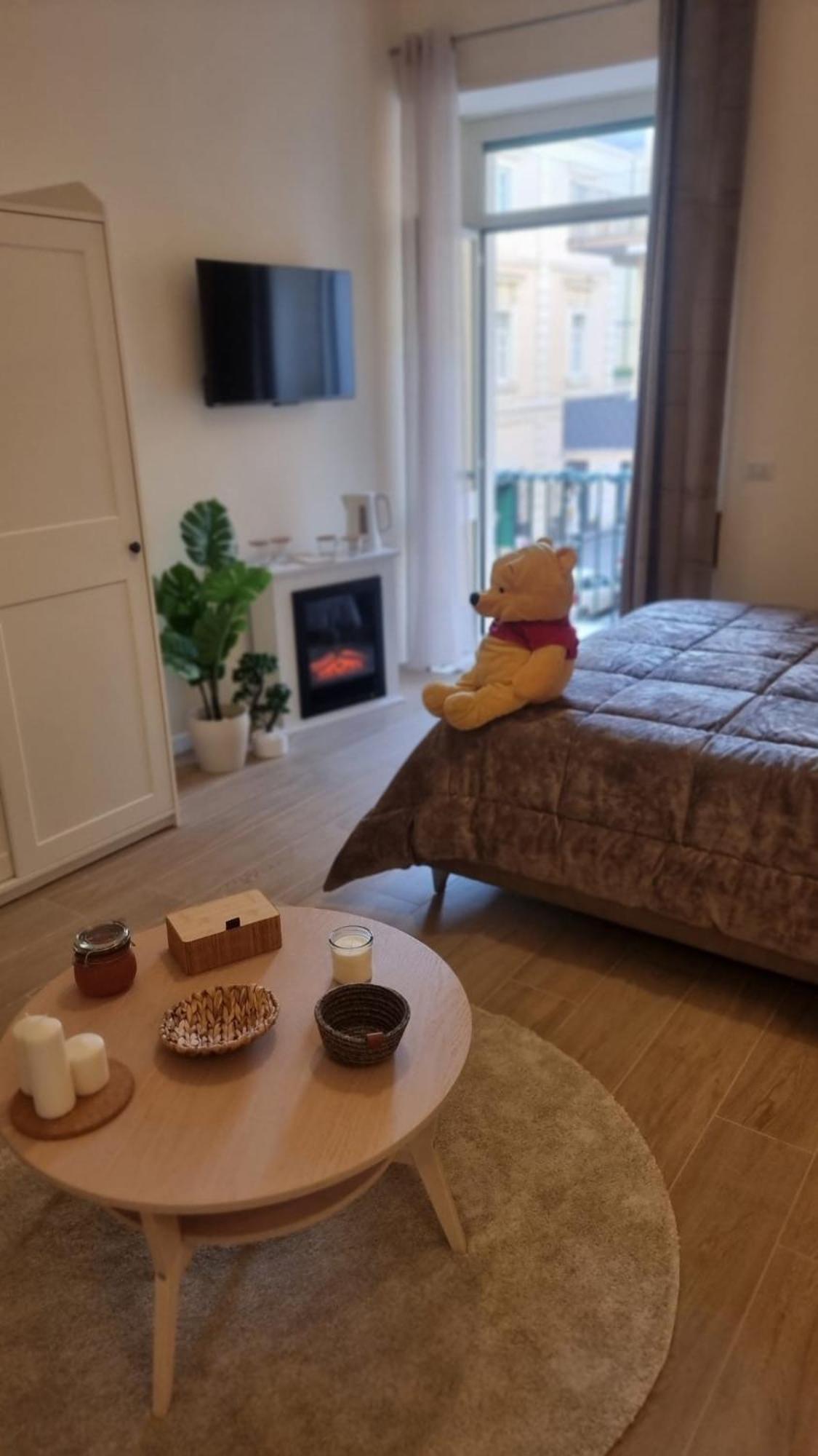 San Carlo Apartments B&B กาแซร์ตา ภายนอก รูปภาพ
