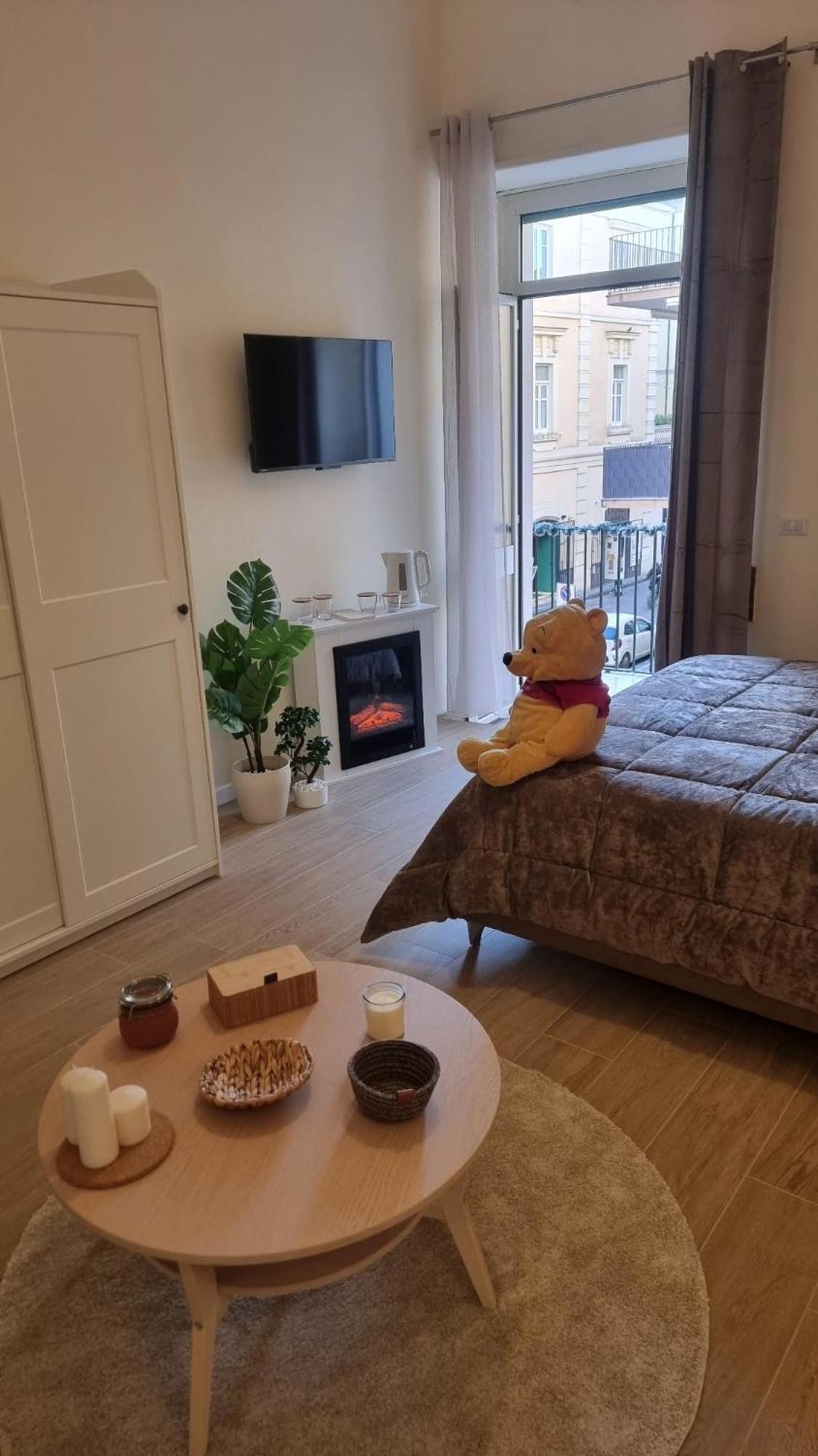 San Carlo Apartments B&B กาแซร์ตา ภายนอก รูปภาพ