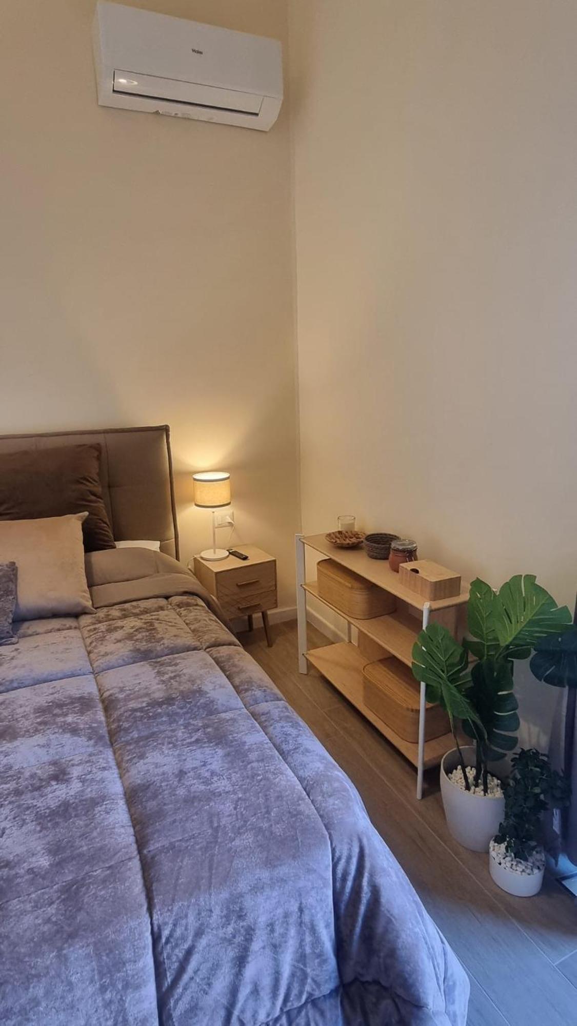 San Carlo Apartments B&B กาแซร์ตา ภายนอก รูปภาพ