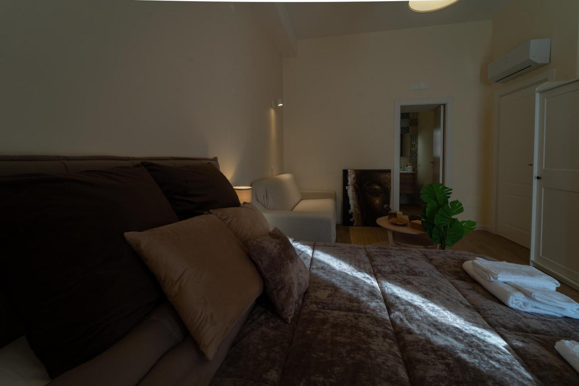 San Carlo Apartments B&B กาแซร์ตา ภายนอก รูปภาพ